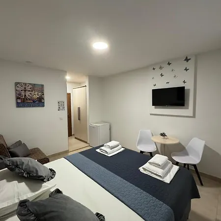 Simovic 3* Baška Voda