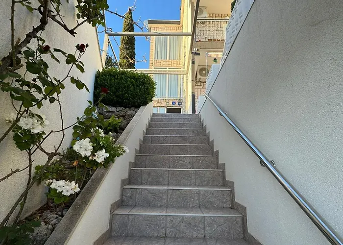 Simovic Pensjonat Baška Voda